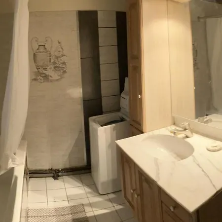 Maison De Varennes Holiday home Chambon-sur-Lac