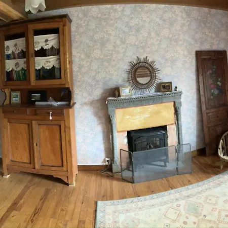 Maison De Varennes Holiday home Chambon-sur-Lac
