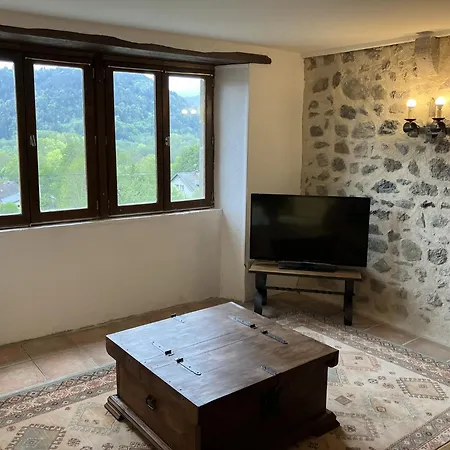Holiday home Maison De Varennes *