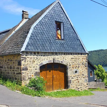Maison De Varennes Holiday home Chambon-sur-Lac
